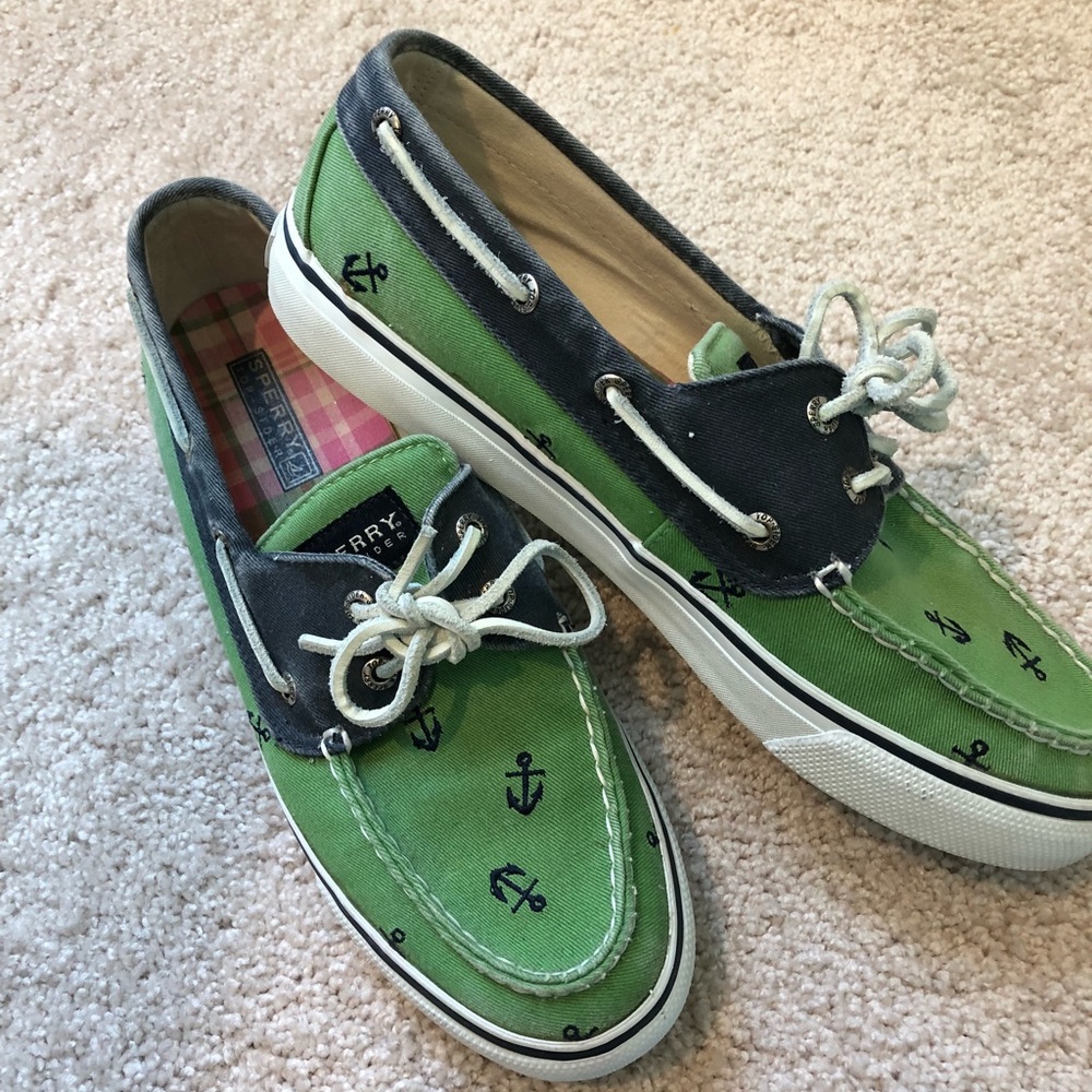 Sperry nautical boat shoes 8.5